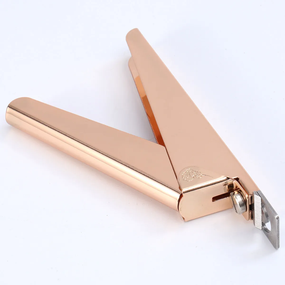 

1Pcs Nail Clippers Stainless Steel Titanium Color U-Shaped Fast Precise Manicure Tool Crystal Phototherapy Extended Nail Trimmer