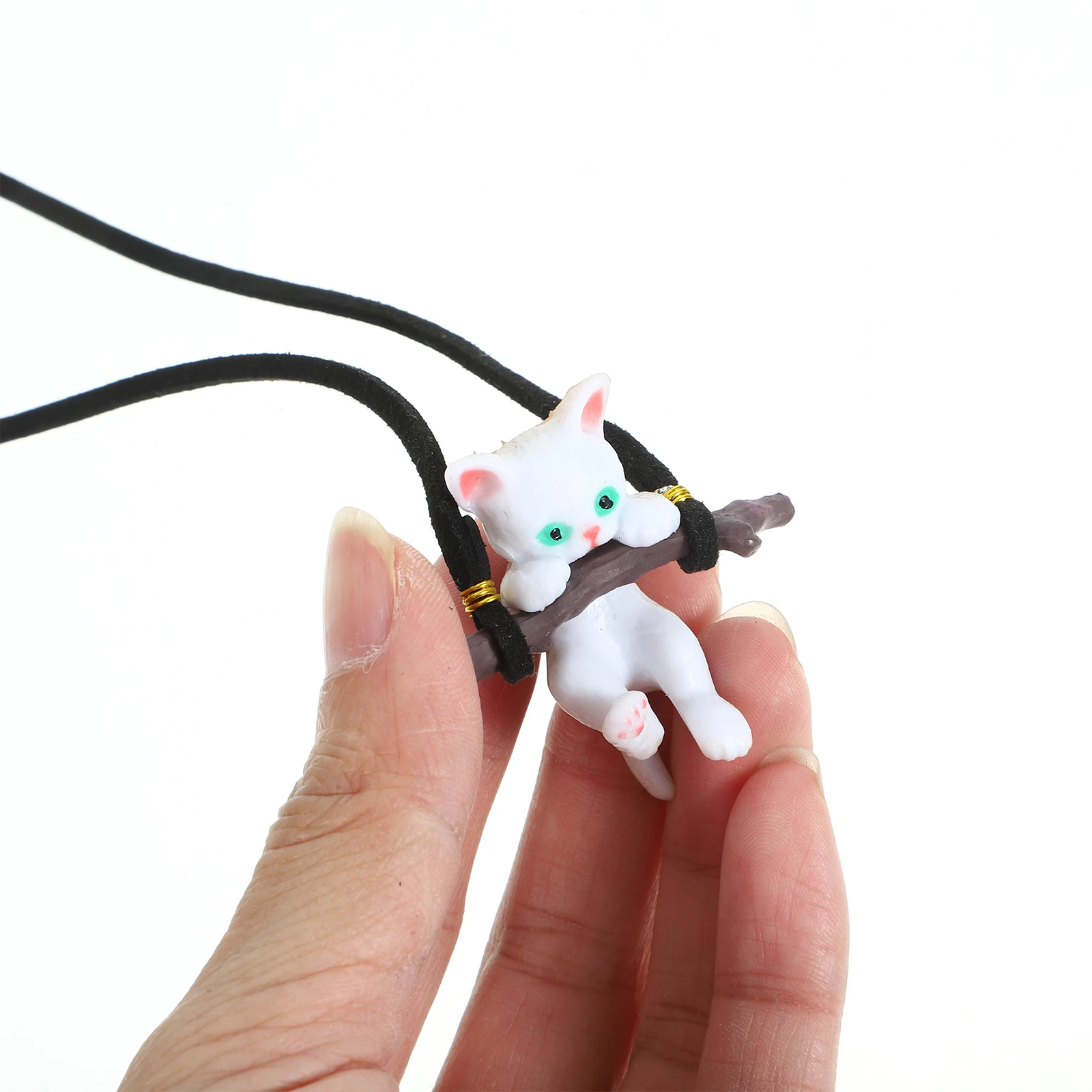 

Hanging Ornament Adorable Cat Resin Car Accessories Interior Decoration Rearview Mirror Pendant Car Decorations Aesthetic