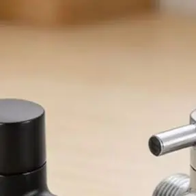 

Solid Brass Construction 3 Way Shower Diverter Shower Arm Splitter Valve For Handheld & Top Spray Shower Showerhead