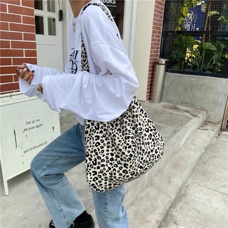 #36 Best Canvas Shoulder Bags to Buy In 2026
