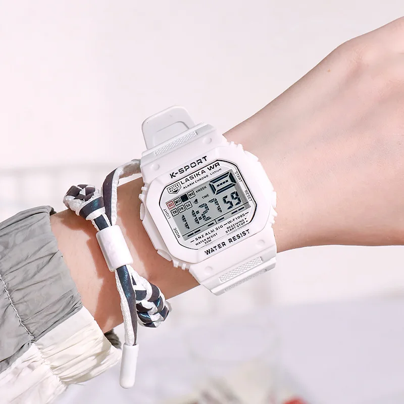 Dopamine kleurbotsing klein vierkant horloge voor dames, nieuw model voor middelbare scholieren en middelbare scholieren, waterdichte elektron