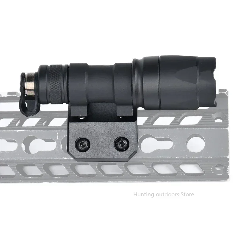 M300B M600B Base de montaje compensada para linterna táctica - imagen 4