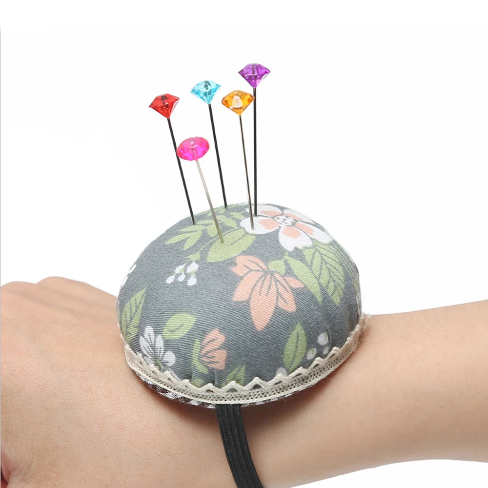 1Pc Wrist Strap Sewing Needle Pin Cushion Pillow Holder DIY Craft Tool Stitch Needlework Needle Holder Sewing Accessories