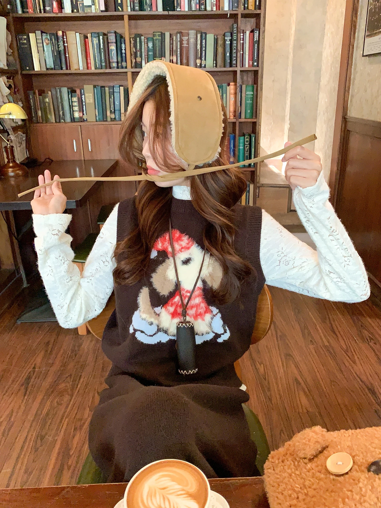 

Zeng XiaoXian Korean Retro Layered Coffee Knitted Vest Women's Winter Outerwear Sweater Vest Top Skirt Set Warm Mid-Length Lo...