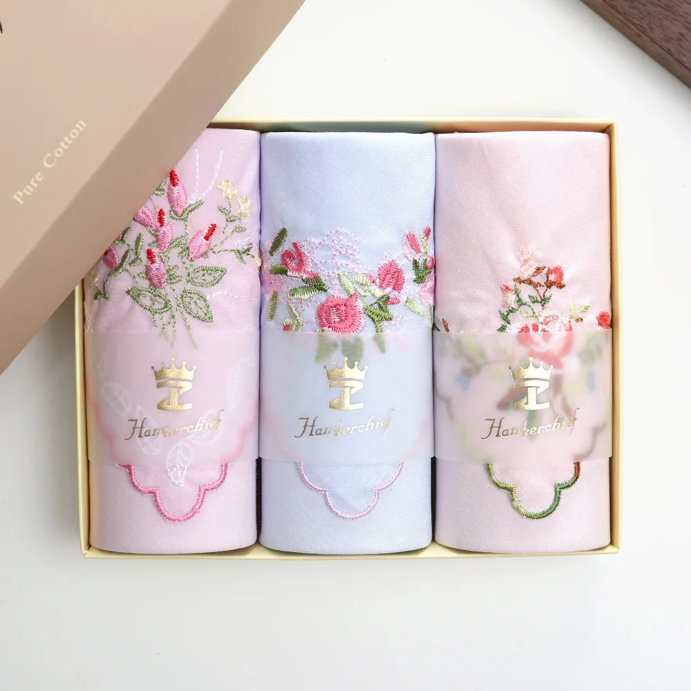 Confezione regalo squisita Fazzoletto da donna Asciugamano quadrato con fiori ricamati in puro cotone per ragazze Matrimonio floreale sottile antico