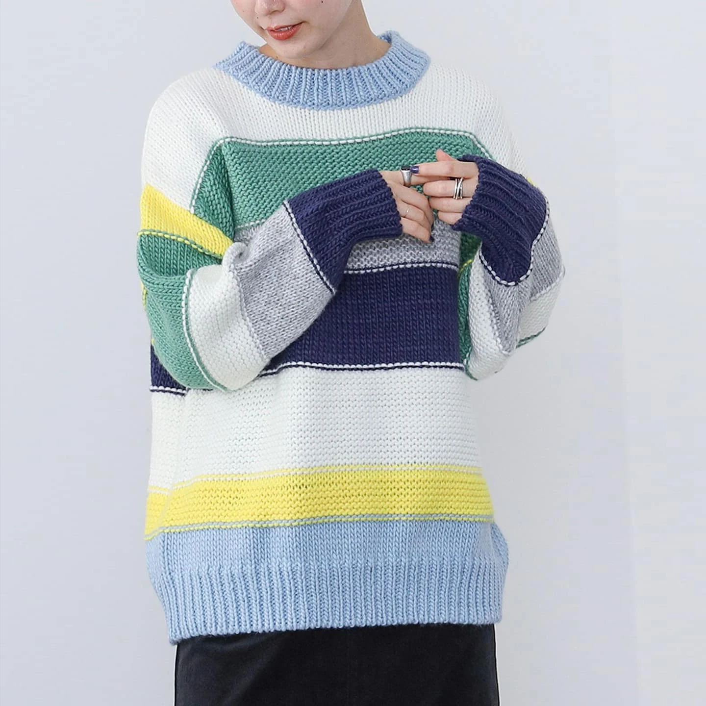 Warme gebreide trui Losvallende kleur Streep Volledige staat Winter Faion Dames Camere Sle Acryl Polyester Nylonmix