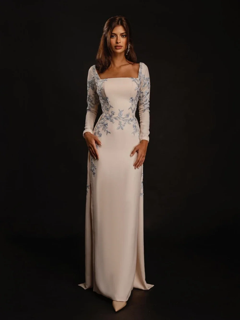 Customized Prom Dresses Exquisite Square Sheath Evening Embroidery Flower Vertically Satin Formal Occasion Gown فساتين