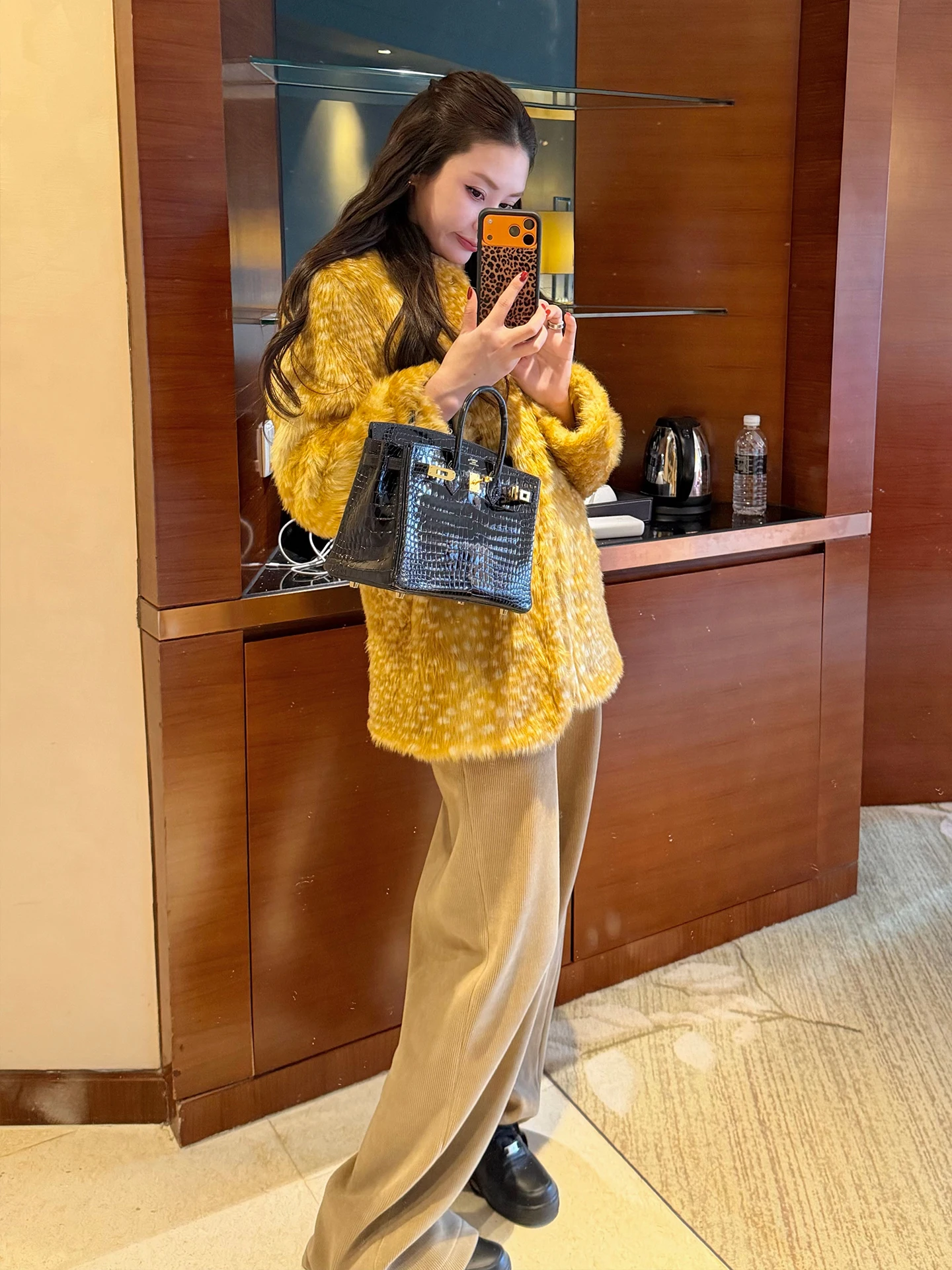 

Женские вельветовые брюки Thiened Fce, осенне-зимние свободные брюки с широкими штанинами, универсальные повседневные длинные брюки для похудения