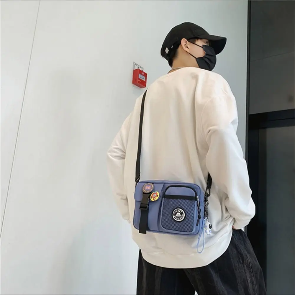 حقيبة كتف قماشية سريعة الجفاف مناسبة تمامًا مع قلادة محمولة للرجال حقيبة كروس على الطراز الكوري حقيبة هاتف محمول يوميًا