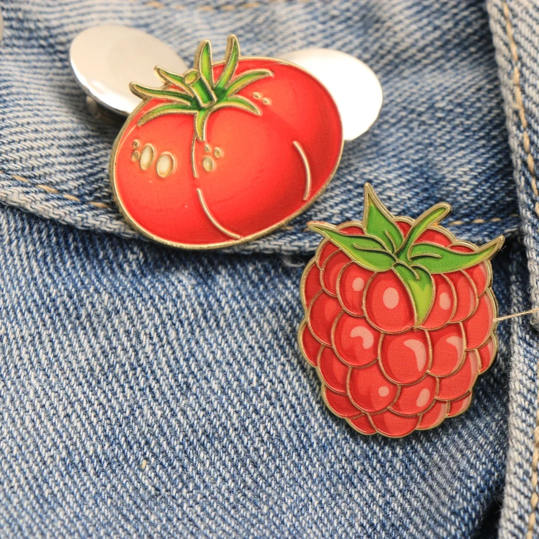 Cartoon Raspberry & Tomato Enamel Lapel Pins, Cute Fruit & Vegetable Brooch Badges for Backpack Clothing DIY Decor