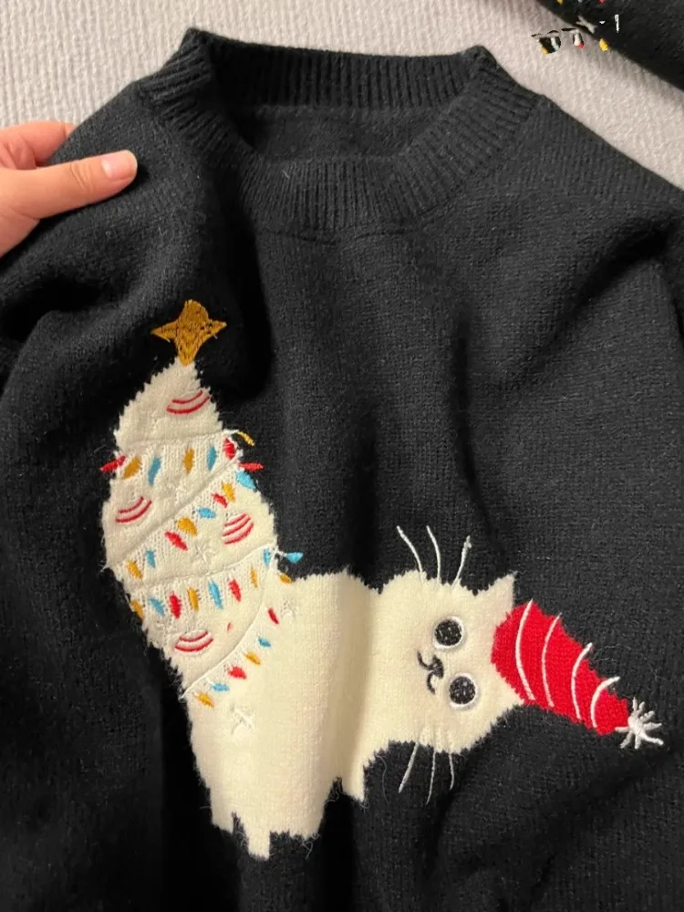 Crew-neck Cat Embroidered Pullover Sweater Women's New Autumn and Winter Loose Sweet Sweater Top Commuter Solid Color Sweater