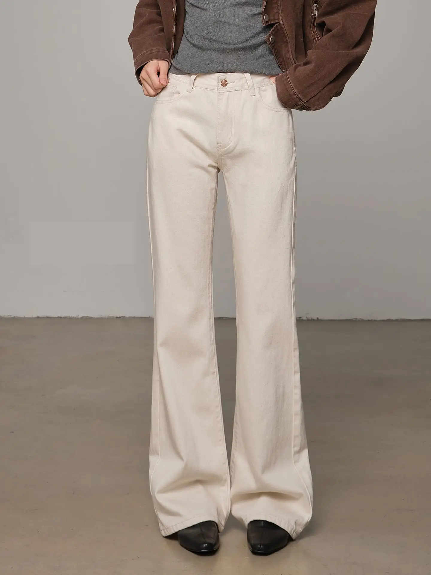 

ZHISILAO New Beige Flare Jeans Women Vintage Casual Full Length Denim Pants Streetwear Autumn Winter 2025