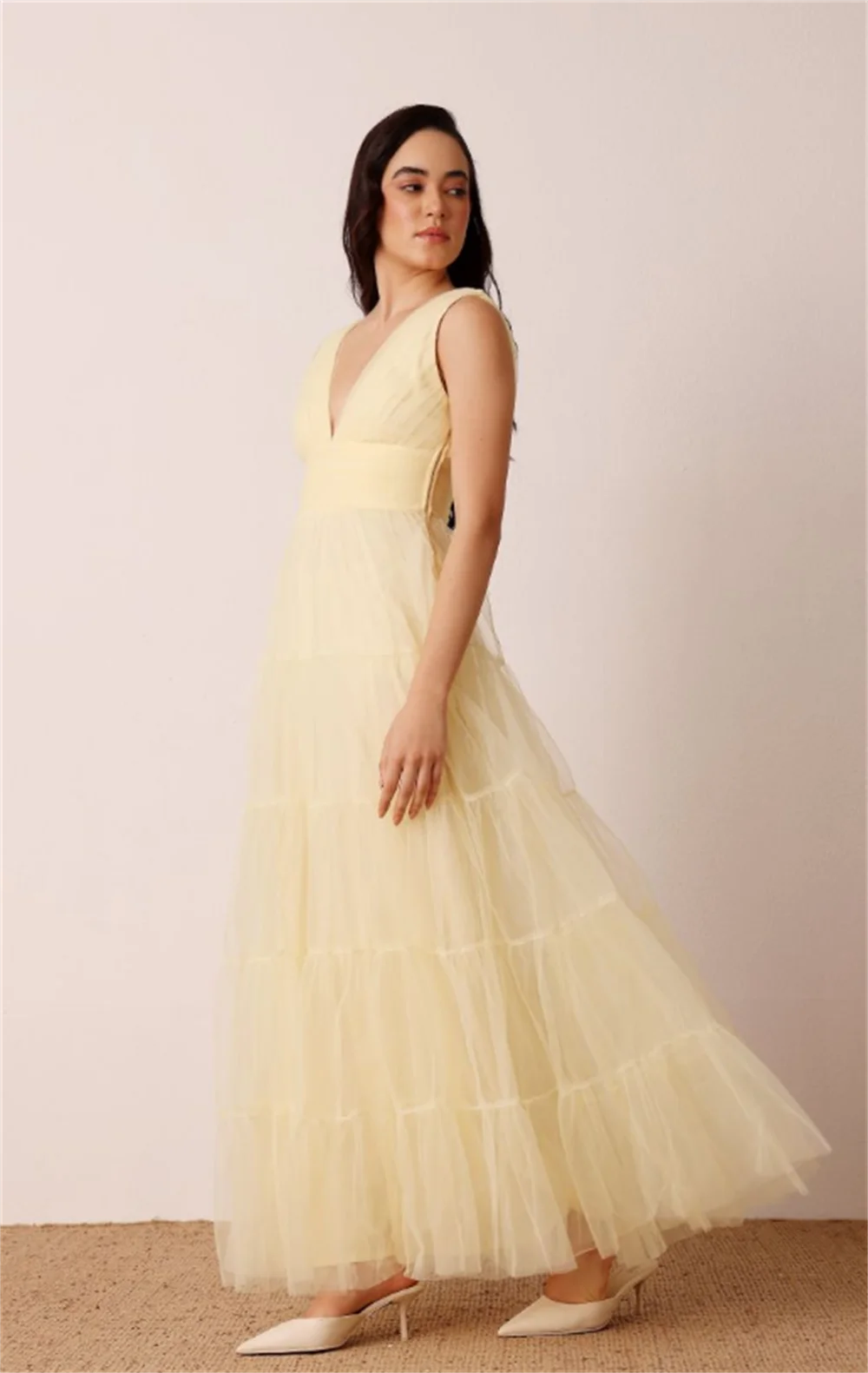 فساتين سهرة نسائية برقبة على شكل V بدون أكمام من التل على شكل حرف A فساتين لحضور الحفلات الموسيقية فساتين حفلات الكوكتيل الرسمية