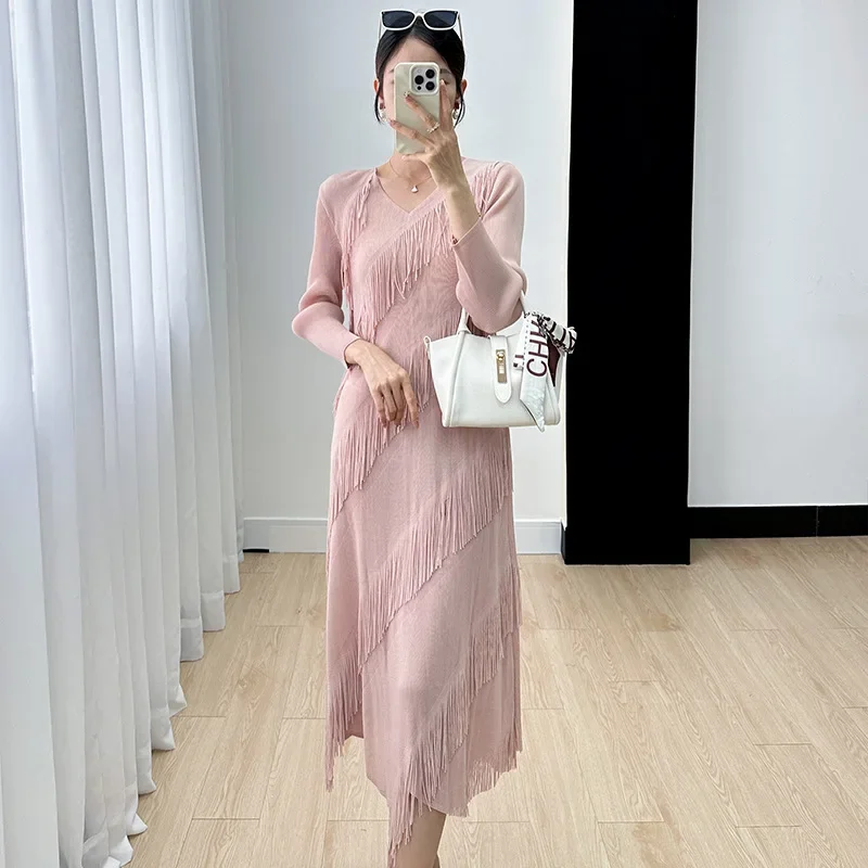 

Miyake Pleated Dress Women 2024 Spring Autumn New Fashion Versatile Temperament Nine-quarter Sleeve V-neck Pleated Tassel Skirt