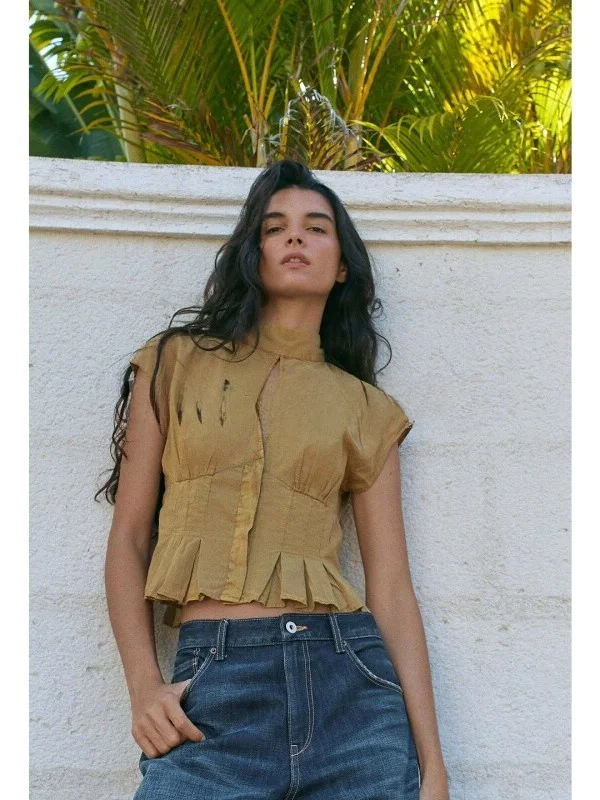 

Spring Summer Women's Casual Style Pleated Decorative round Neck Sleeveless Split Knot Belted Top Polyester Fiber