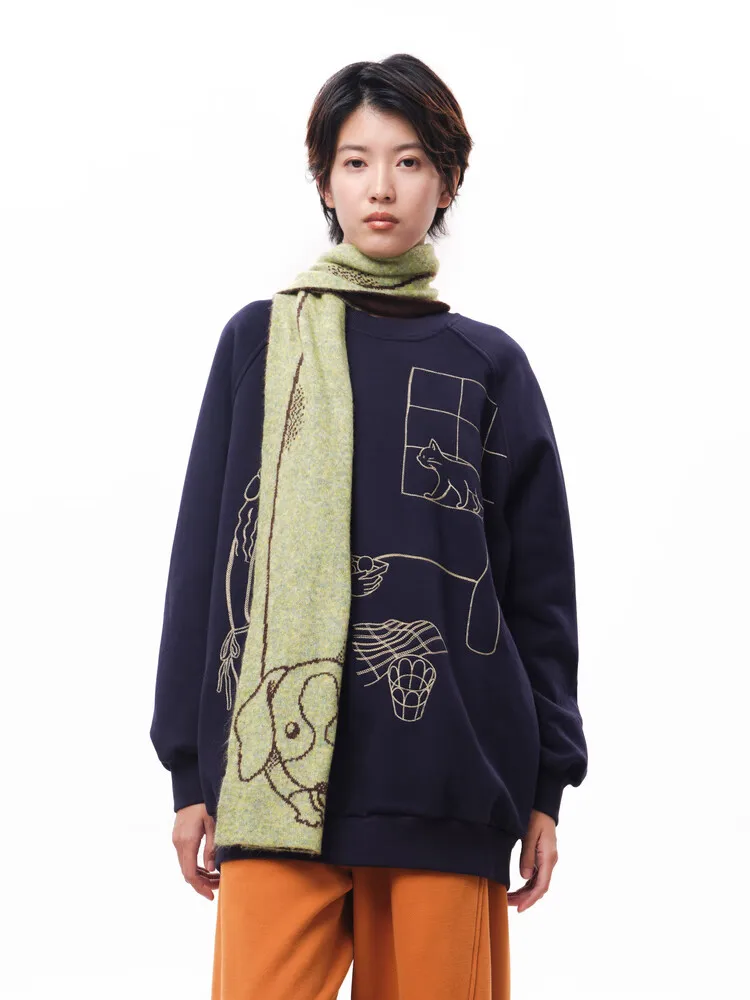 

MOVEUP Long Sleeved Round Neck Sweatshirt Winter Raglan Sleeves Fun Character Print Splicing Office Warm Top For Women 3EWD11476