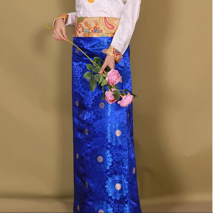 

Китайская тибетская женщина Skrit Традиция Народная весна