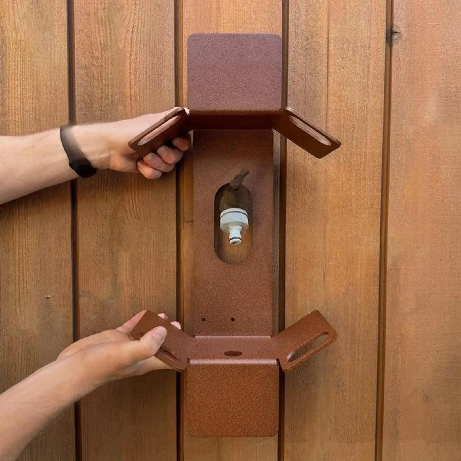 Garden Hose Holder Heavy Duty Space Saving Hooks Garden Water Hose Organization Rack for Indoor Outdoor Yard Pool