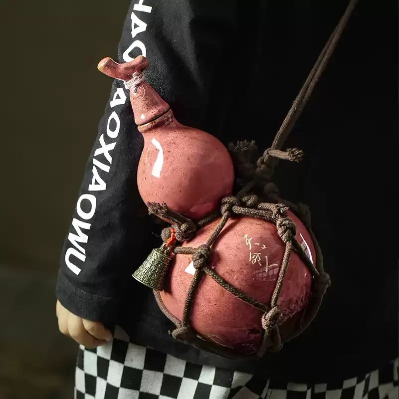 

Набор для вина «Тыква» с сетчатым мешком, бутылка для горячей воды через плечо, древний стиль, портативная, высококачественная бытовая герметичная винная посуда емкостью 500 мл