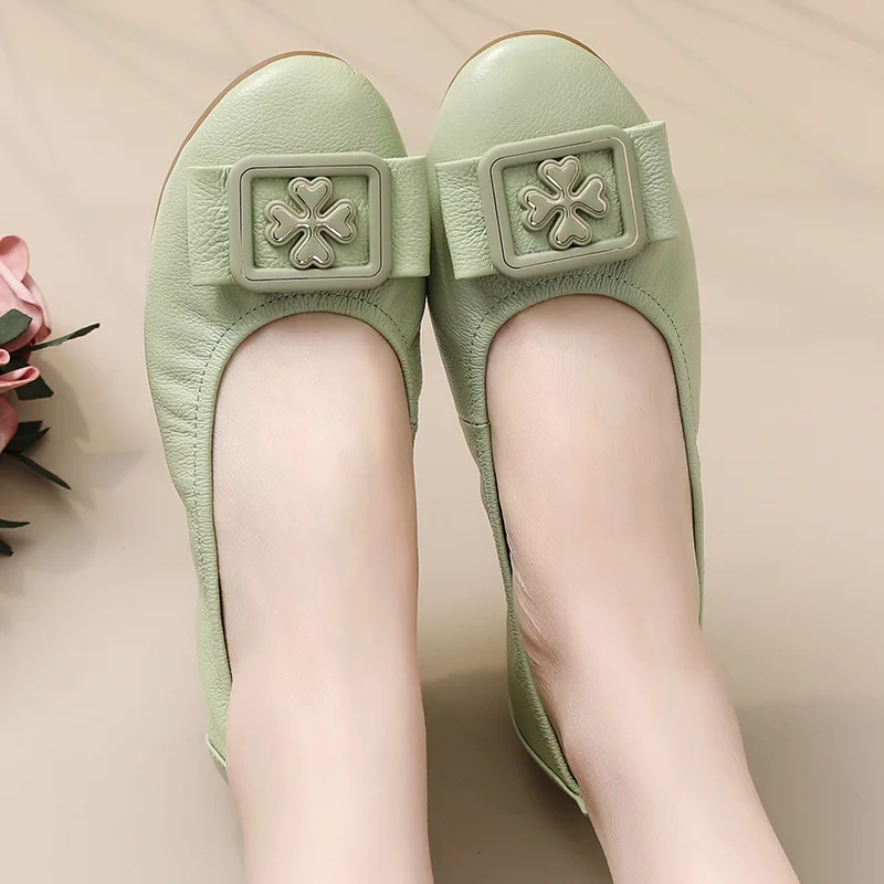 

2024 Spring Ballet Flats Women Luxury Leather Loafers Ladies Slim Foot Green Moccasin Mom Slip Ons Elegant Office Shoes 42 43