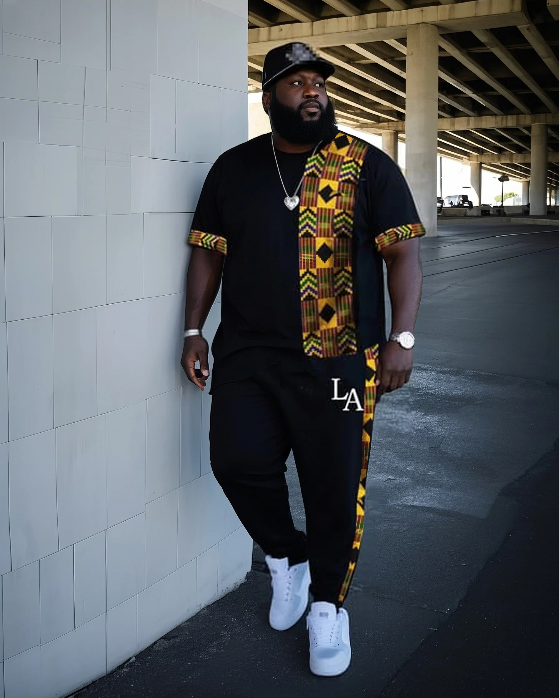 Men's Plus Size 2 Piece Black T-Shirt and Long Pants Set with Geometric Accents, Short Sleeve Crew Neck, Street Style, S-9XL