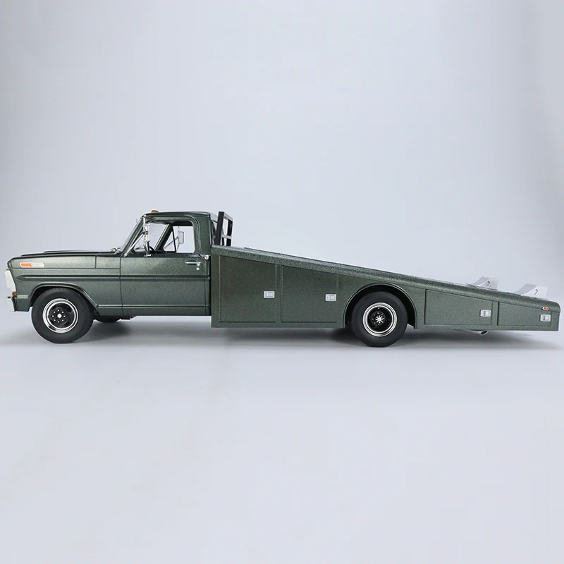 ACME 1:18 1970  F-350 Ramp Truck Highland green A1801411