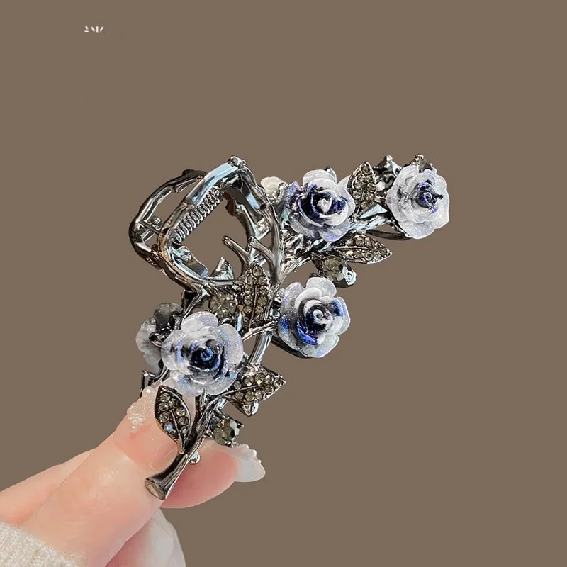 مشبك شعر على شكل زهرة زجاجية سوداء من جونميتال للنساء، دبوس شعر راقي ورائع، مشبك سمك القرش ذو الرأس الخلفي متوسط الحجم، مكانة متخصصة. #1