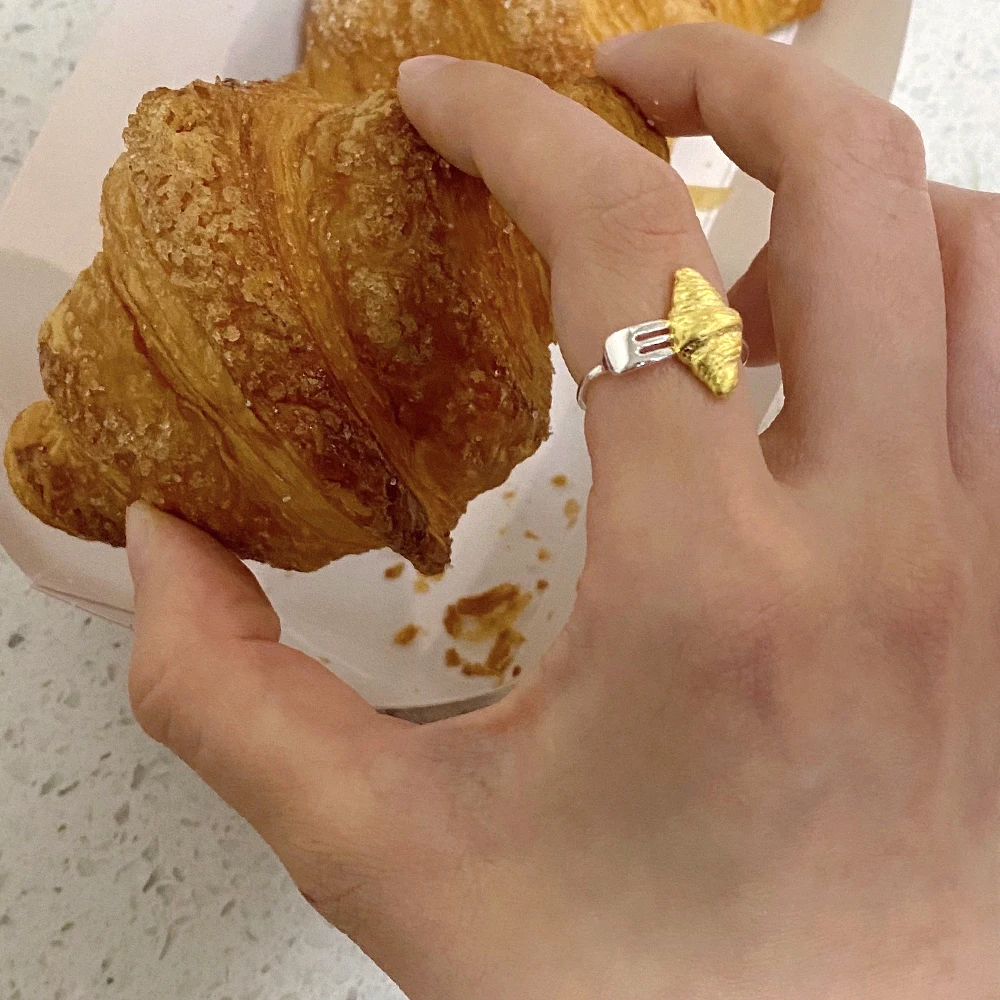 

Croissant Ring Cute Food Bread Open Ring Design Personality Creativity Trendy Woman Accessories Jewelry Gifts For Girl