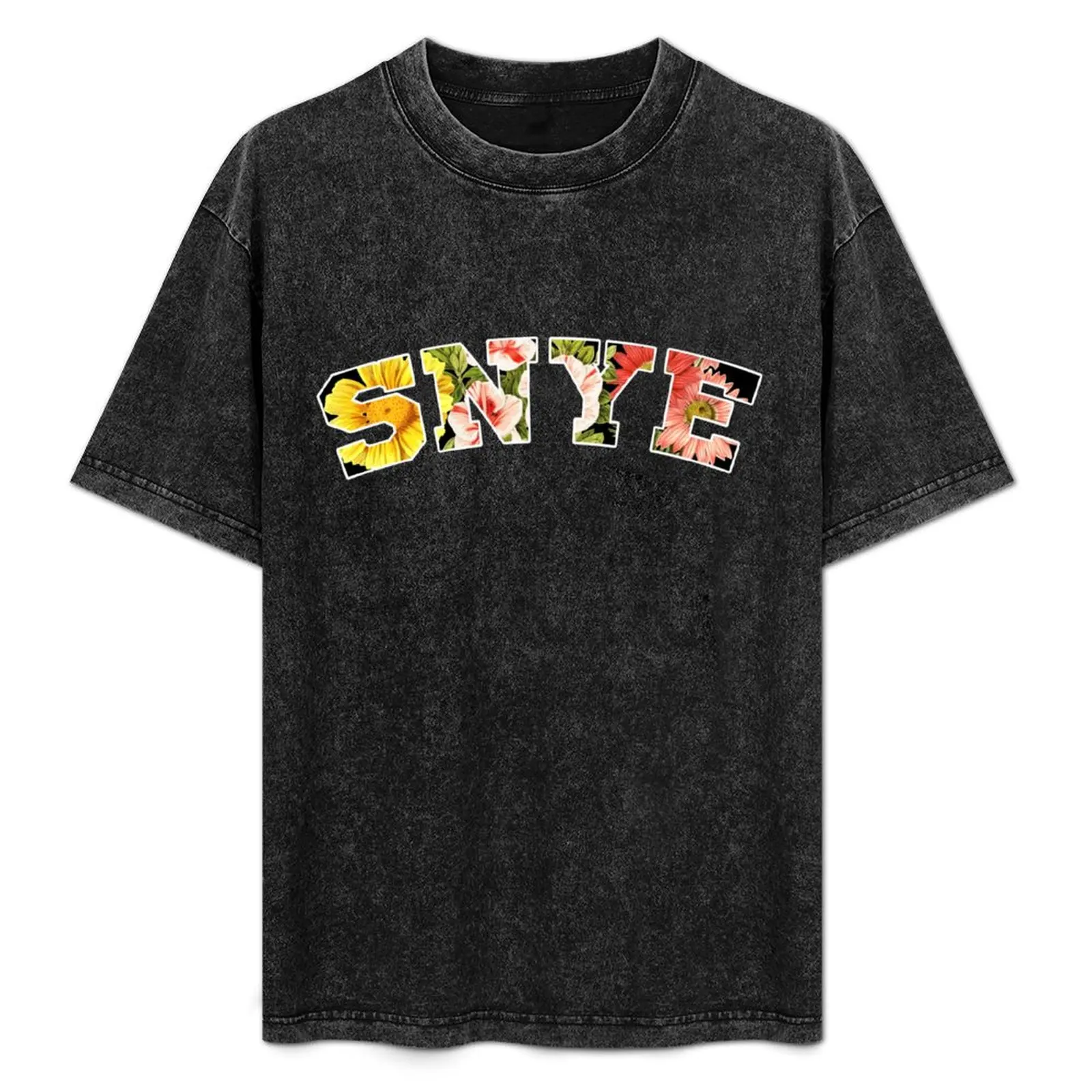

Snye Floral Diploma T-Shirt Plus Size Street Style Tee