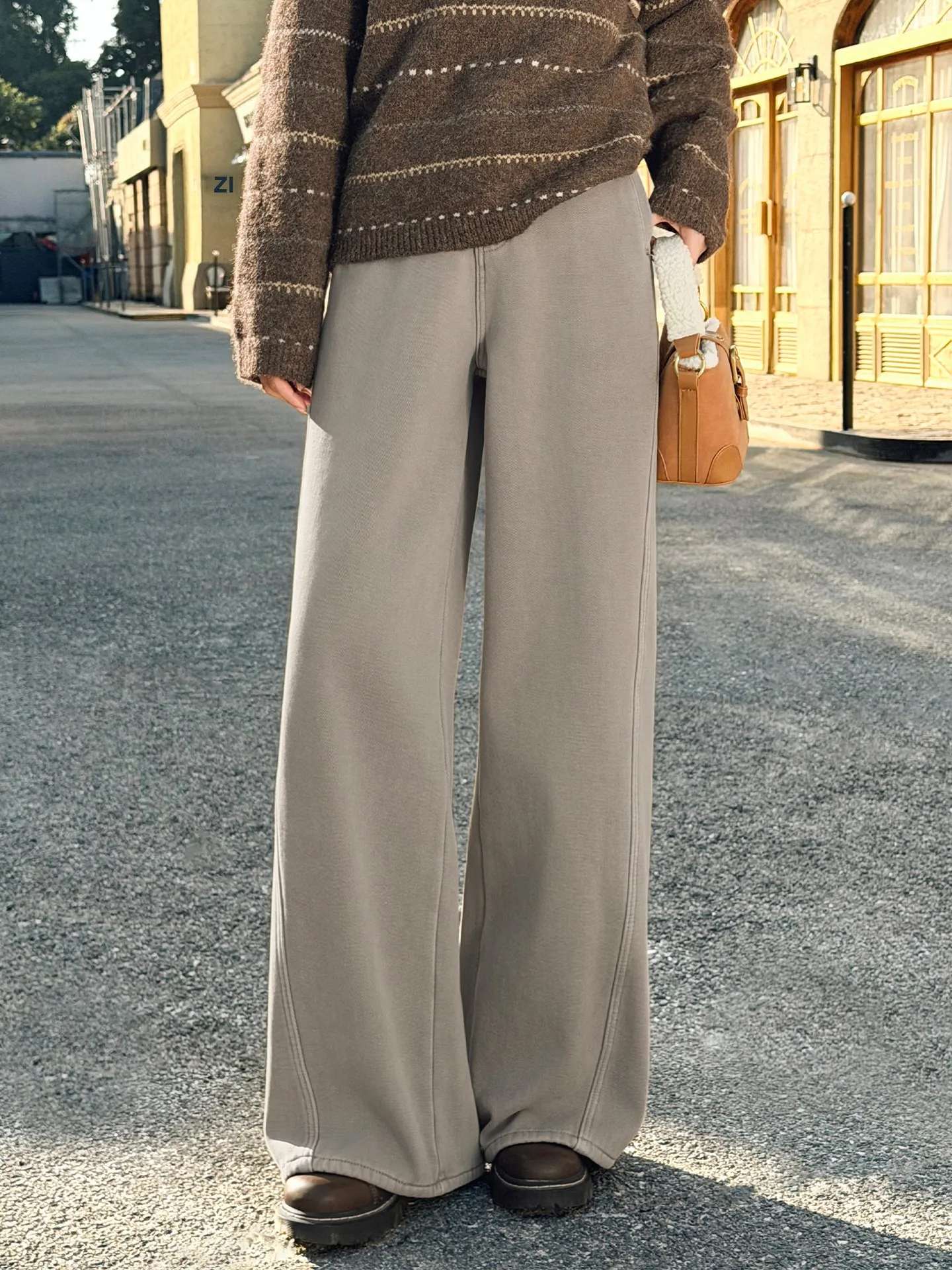 

High Waist Loose Fit Casual Khaki Denim Straight Leg Floor Length Pants Women's Retro Style Soft Fabric Zipper Closure