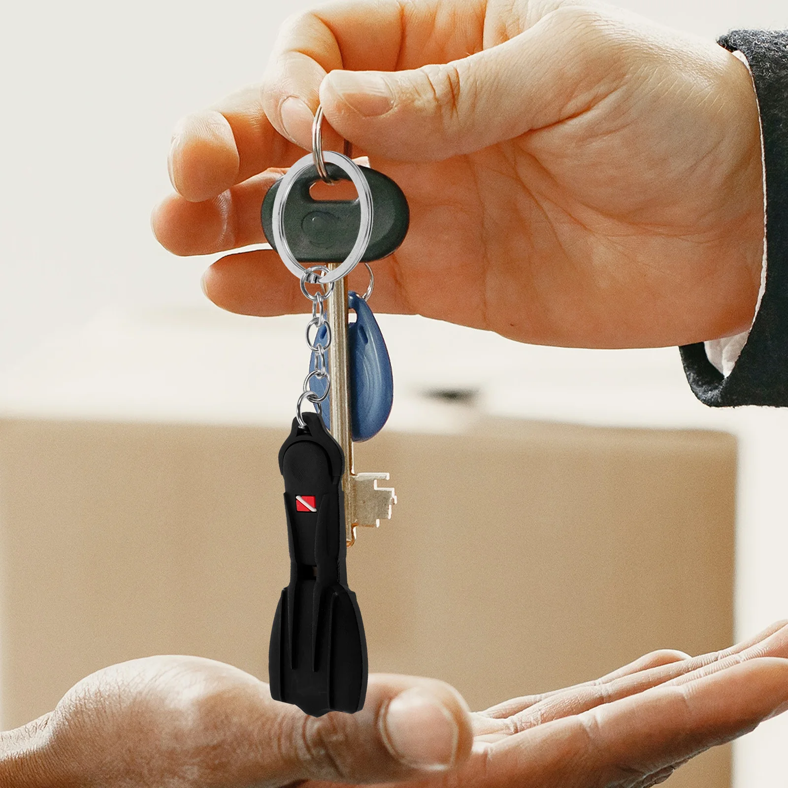 Portachiavi con pinna da immersione regalo Portachiavi retrattile in lega di zinco Scuba Decorativo piccolo