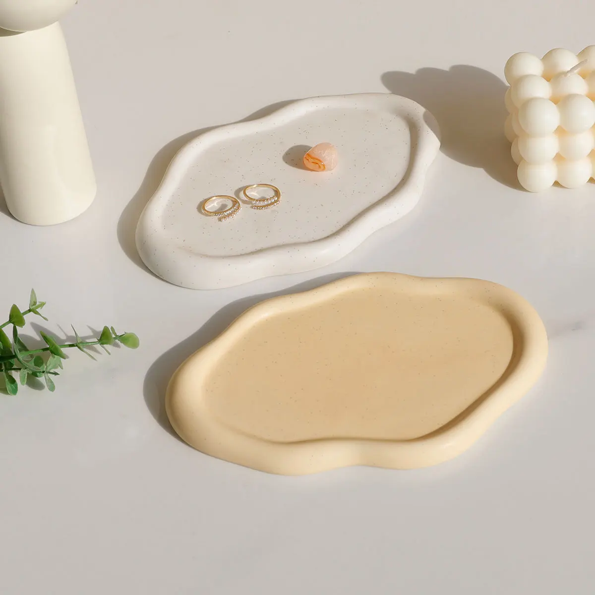 Simple Ceramic Dinner Plate Decorative Plate, Creative Cloud Tray, Kitchen Living Room Home Jewelry Storage Plate, Cloud Plate