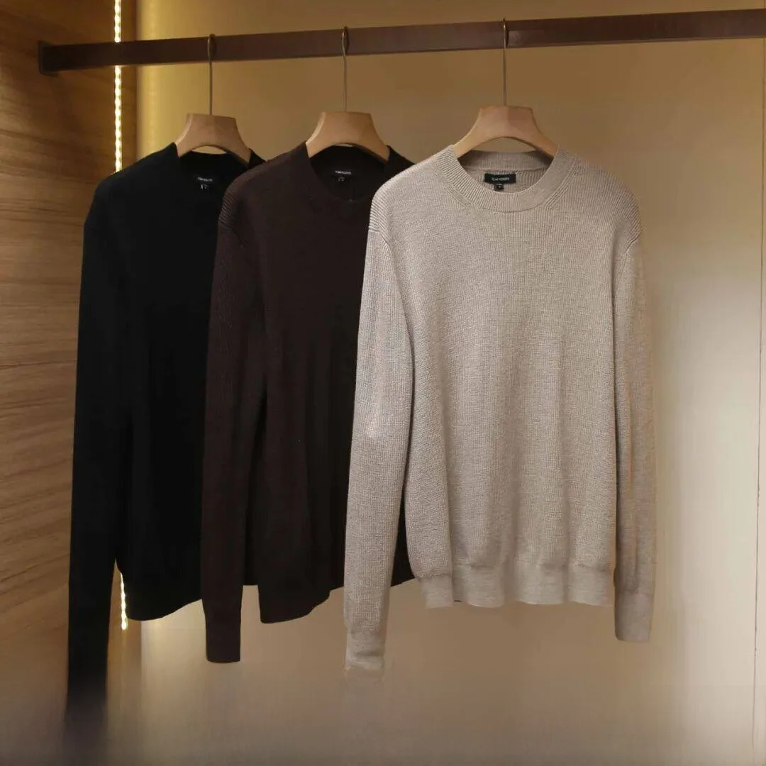 

Italian Luxury Men's Knitted Business Sweater Wool Blend round Neck Pullover Fine Gauge Acrylic Polyester Nylon Silk