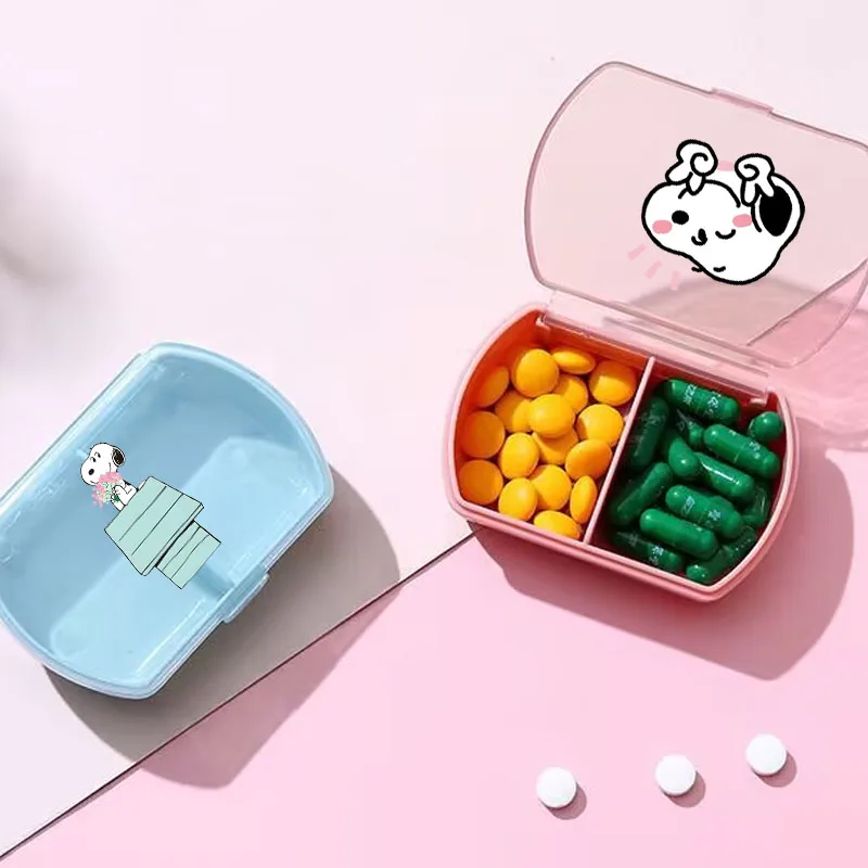 

Аптечка Snoopy, мини-портативная студенческая дорожная семейная жизнь, ежедневные принадлежности, ювелирный декор, аксессуары, серьги-гвоздики, коробка для хранения