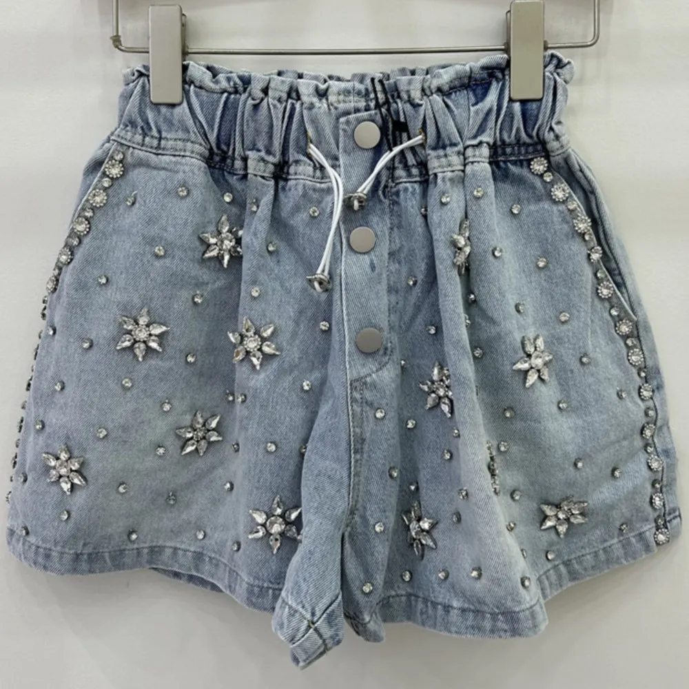 

2024 Summer New Flower Diamond Women's Elastic Waist Loose Women's Denim Shorts