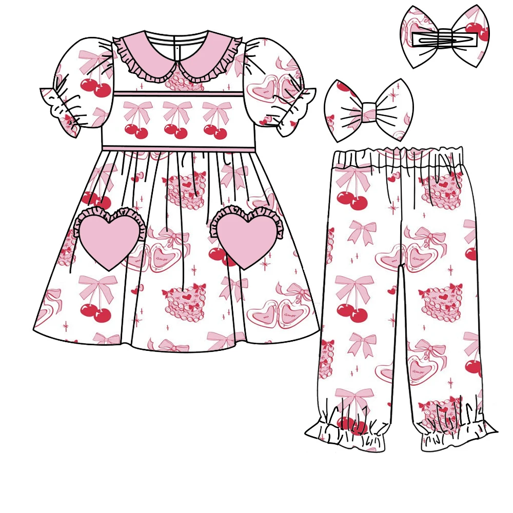 Premium Children's Valentine's Day Girls' Outfit Set with Short-Sleeved Top And Elastic Waist Pants Heart & Bow Print Pajama Set