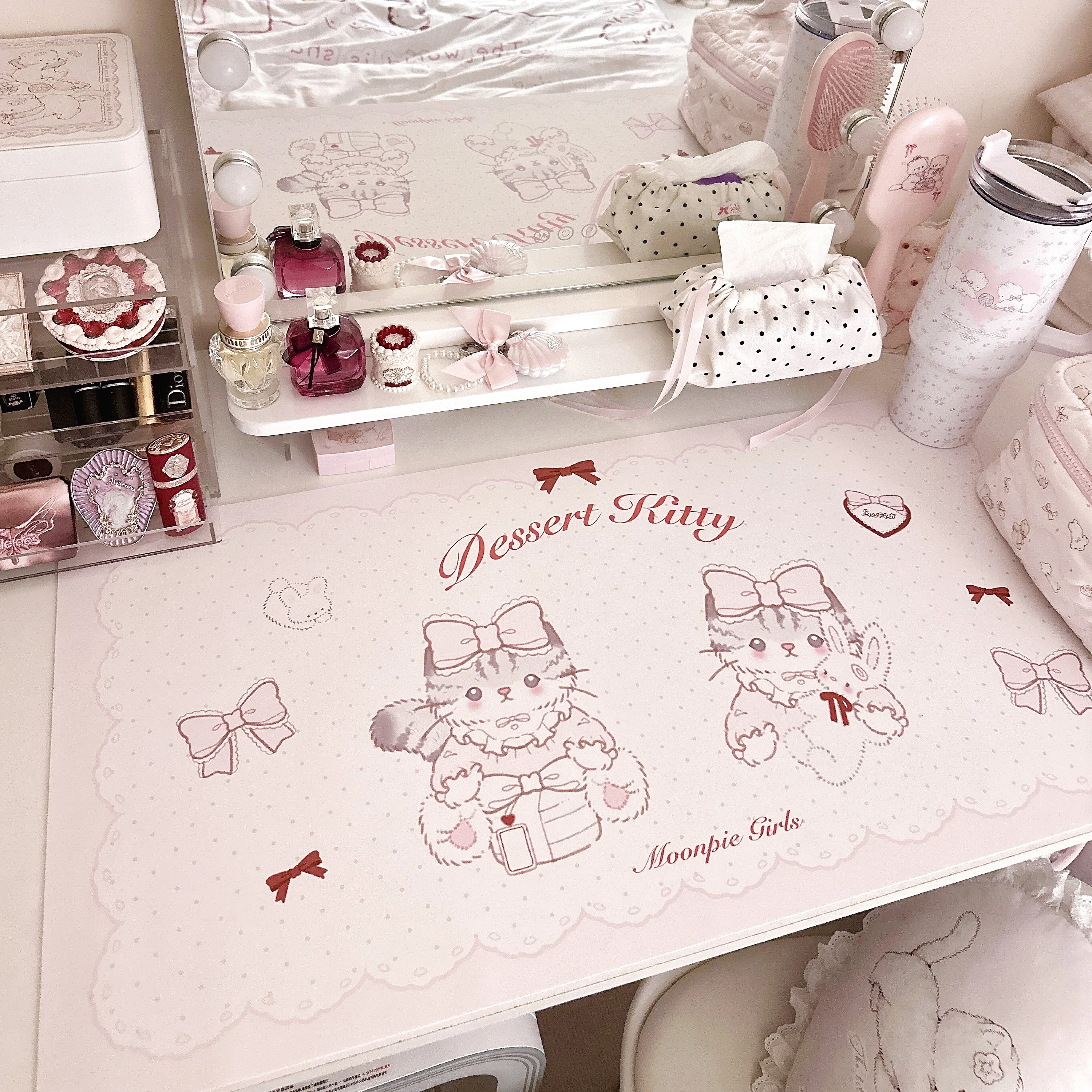 

New Ins Style Leather Mouse Pad Large Office Study Computer Keyboard Mat Cute Cat Design Waterproof Slip-resistant Pink Desk Pad