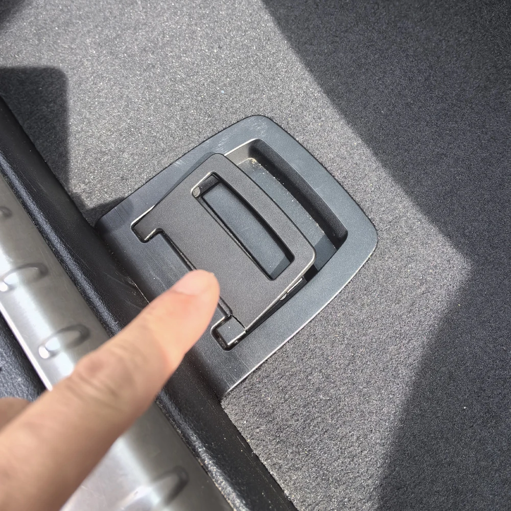 Car Trunk Tail Cover Bottom Plate Mat Floor Carpet Handle Auto Accessories For BMW X5 X6 X7 5 series G05 G06 G07 G31 51477951961