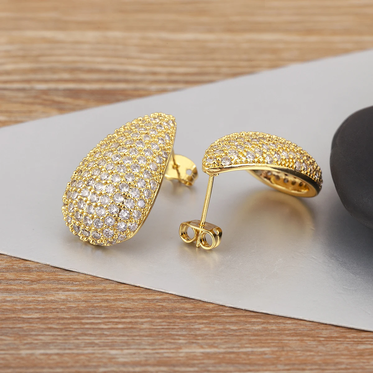 

Nidin Light Luxury Trendy Waterdrop Shape Stud Earrings For Women Female Pave Shiny Crystal Zircon Ear Jewelry Delicate Gifts