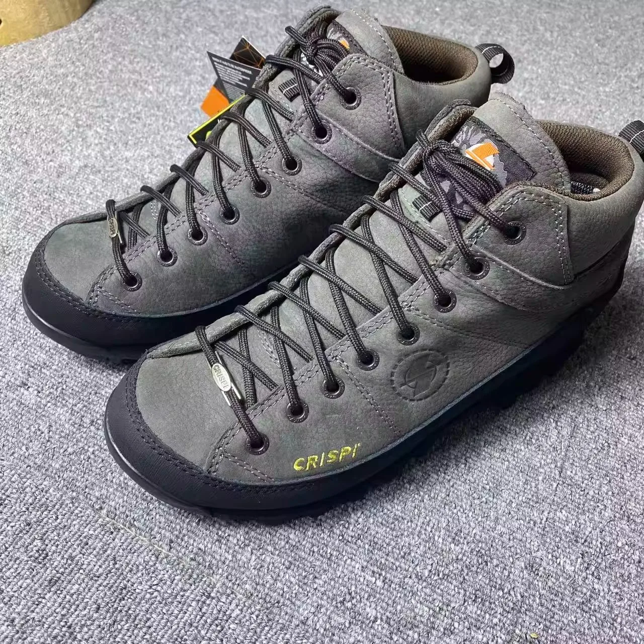 

New Anti-Slip Walking Shoes Premium Quality Walking Sneakers, Casual Sneakers, and Casual Shoes Exceptional Quality