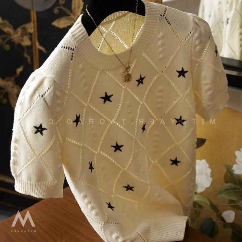 

Women's Star Embroidered Short Sleeve Knit Top Crew Neck Diamond Pattern Luxury Casual Sweater