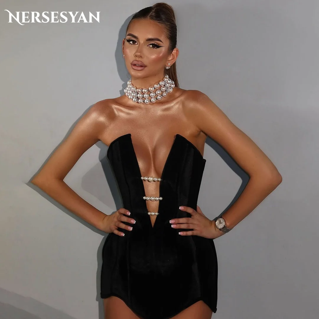 

Nersesyan Luxury Black Prom Dresses Off Shoulder Pearls Mini Dress Satin Backless Cocktail Party Gowns платье женское Customized