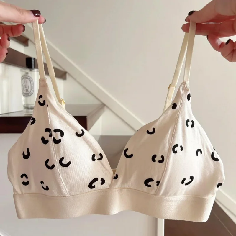 

Triangle cup small breast underwear for women in summer thin style, no steel rings, comfortable, skin-friendly, breathable, anti