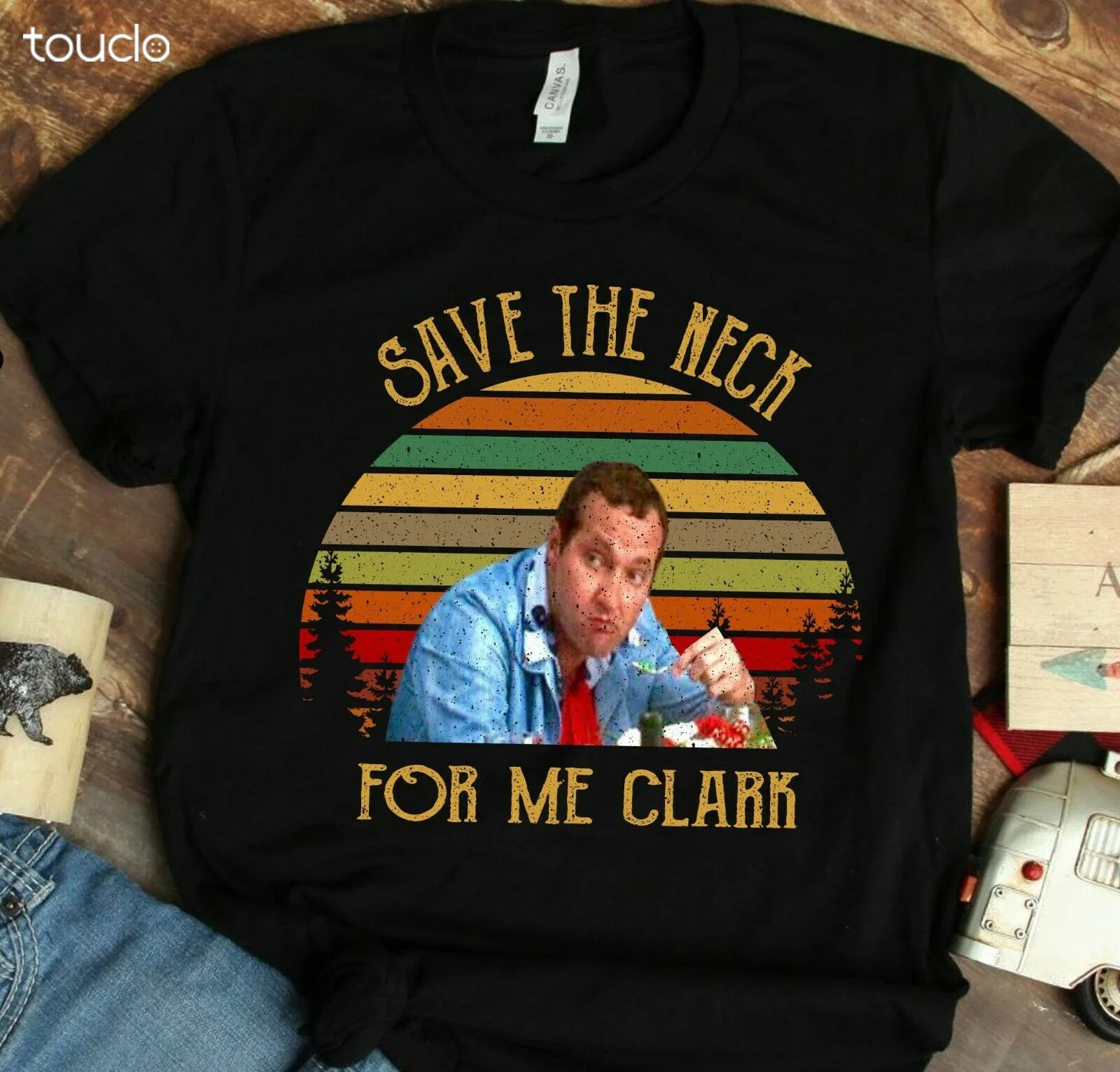 

Рубашка с надписью «Save The Neck For Me Clark»