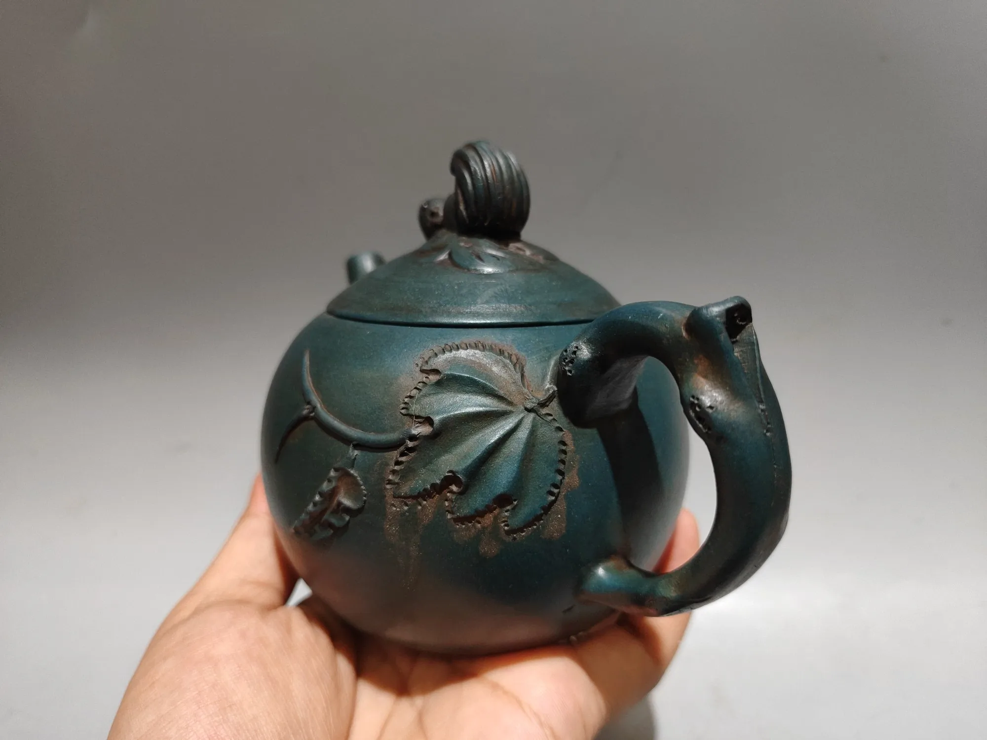

6"Chinese Yixing Purple Clay Teapot Squirrel longevity peach pot Kettle Teapot Flagon Tea Ceremony Sample Tea