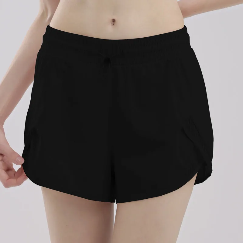 Nieuwe zomer lichte dunne tweedelige yogashorts dames sneldrogende oefening driekwartbroek ademend outdoor casual hardlopen