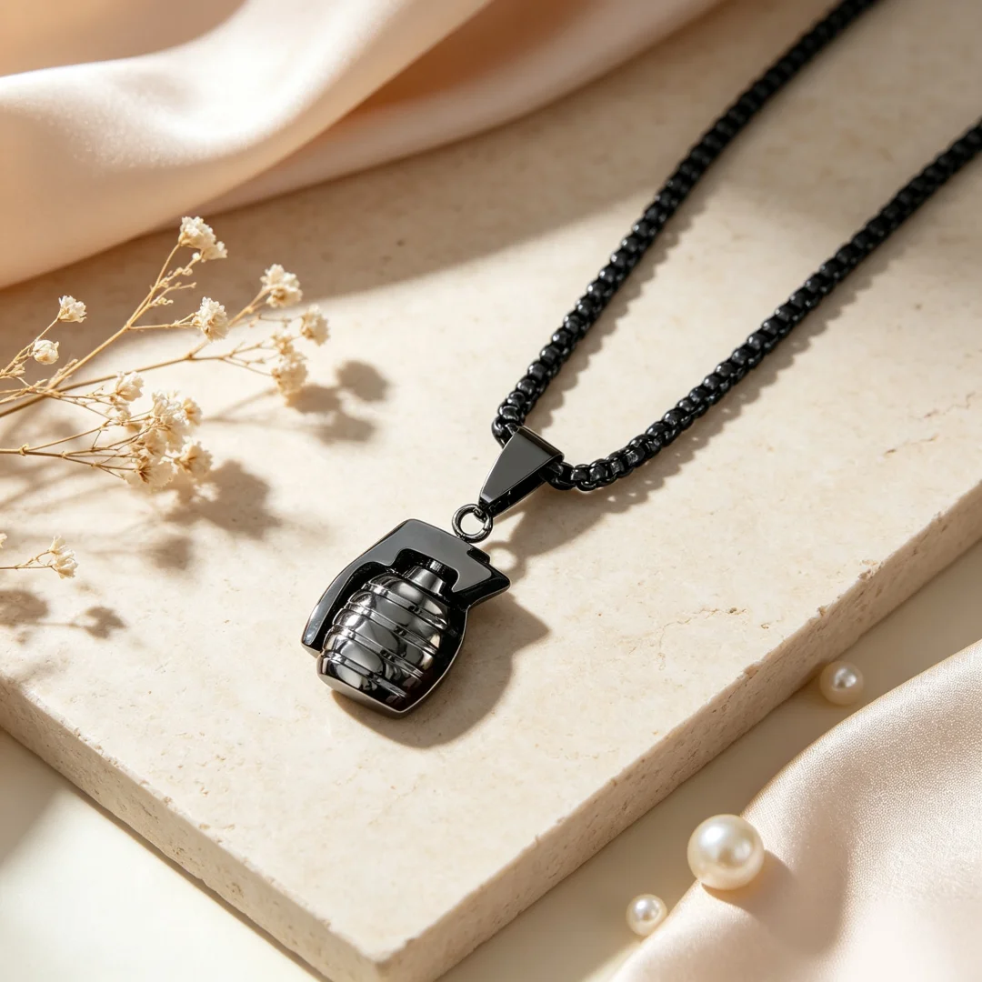 Quickly sell new products in bright black grenade necklace European punk male pendant