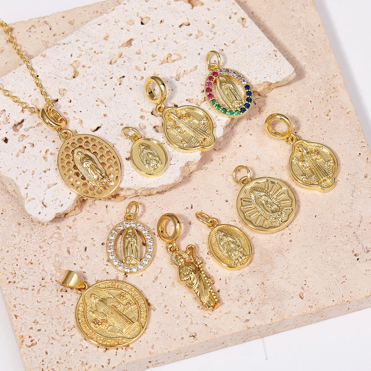 

(Copper Micropaved) Exquisitely Designed Virgin Mary And Jesus Portrait Necklace With Zirconia - Elegant Jewelry Gift Pendant