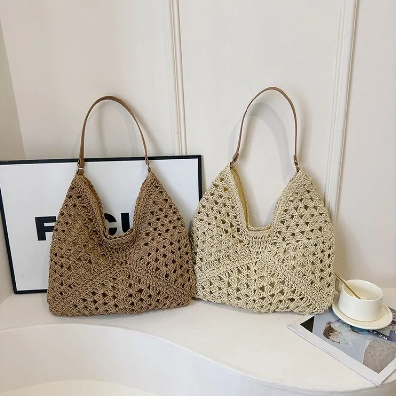 

Minimalist Classic Leather Bag For Women With Large Capacity Casual Style And Vintage Flair