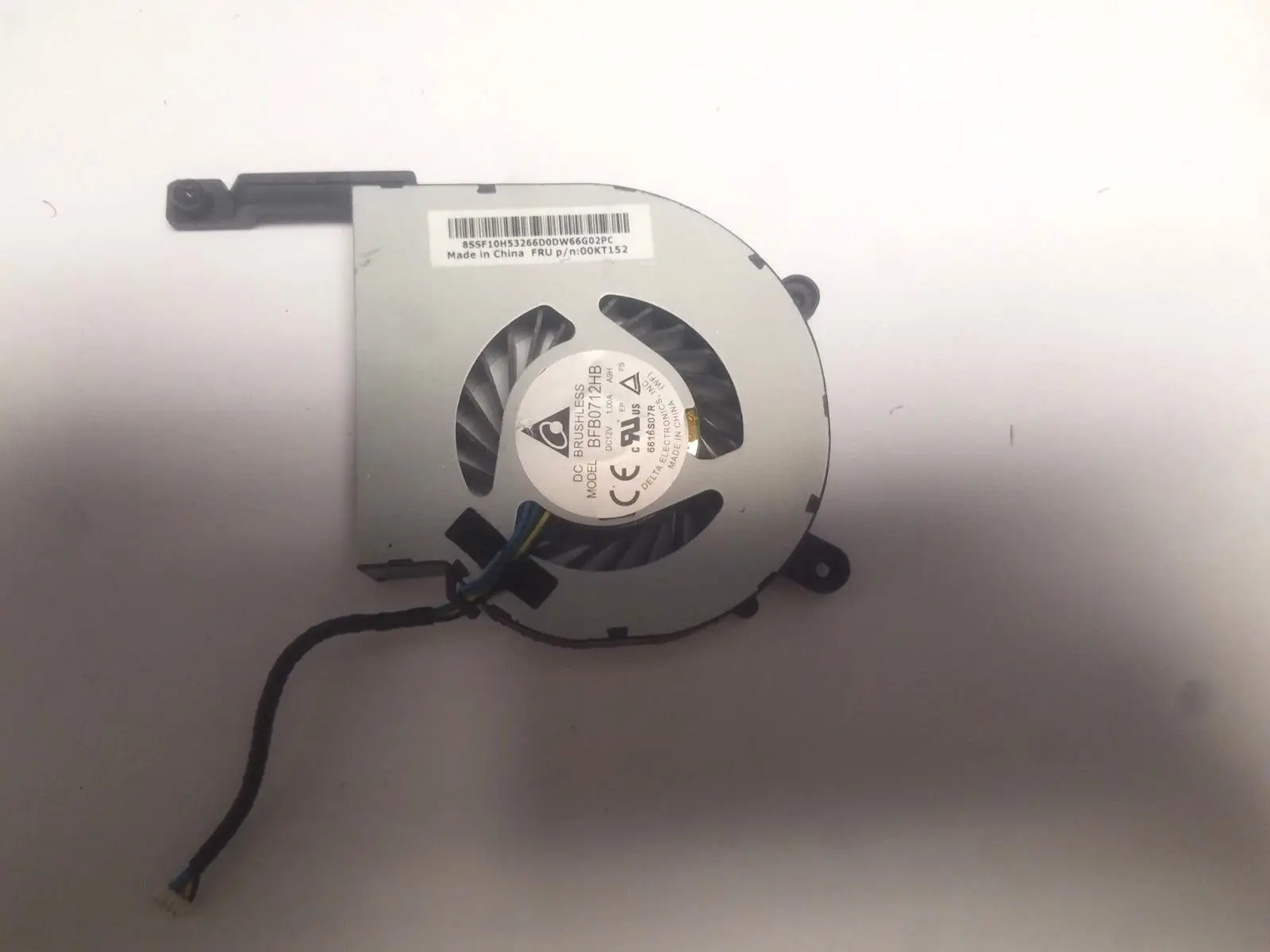 Вентилятор охлаждения процессора для LENOVO THINKCENTRE M900 M8600Q THINKSERVER TINY M700 8014 TINY3 E50-05 M715Q 00KT152 BFB0712HB BAZA0814B2U